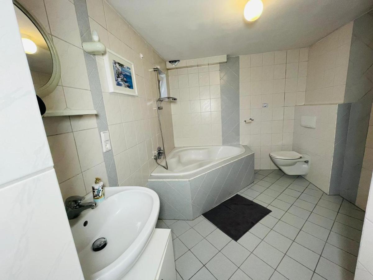 Edu Home BRE Exteriér fotografie